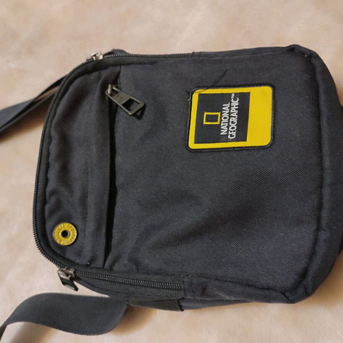 National Geographic men's bag like new, black