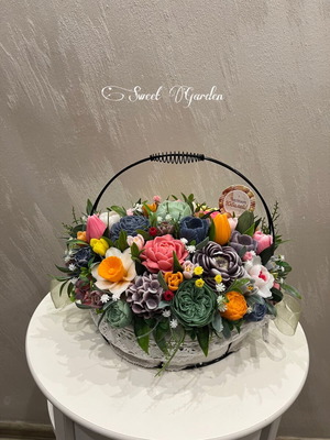 Scented soap flowers new in basket
