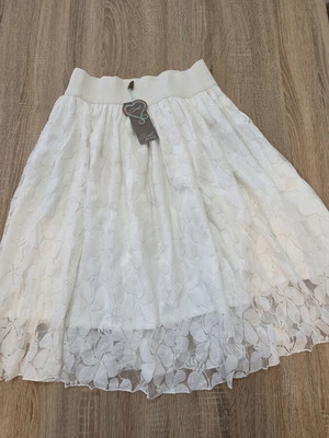 Axel skirt new, white, sizes M/L