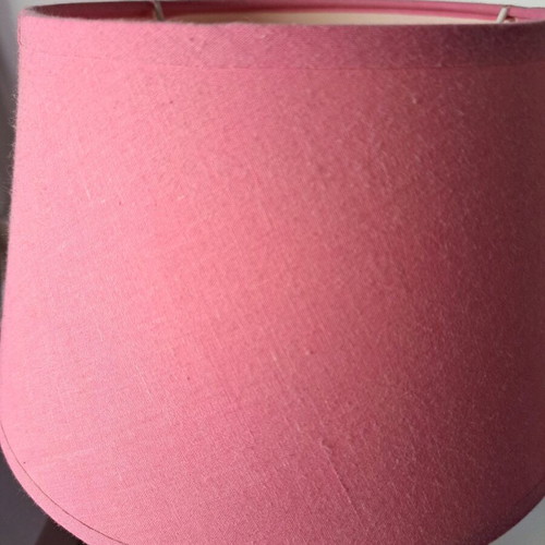 Small pink lamp with bulb like new, ideal for bedside or desk