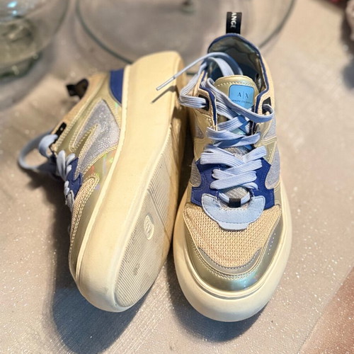 Armani Exchange Women's Sneakers Size 39 Like New