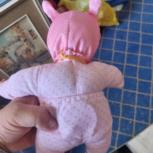 Nenuko soft doll with 5 functions in good condition