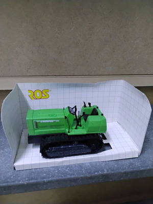 Agrifull 55C crawler tractor new metal-plastic model 1:32 scale