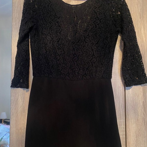 Zara one-piece shorts/skirt like new with lace size M