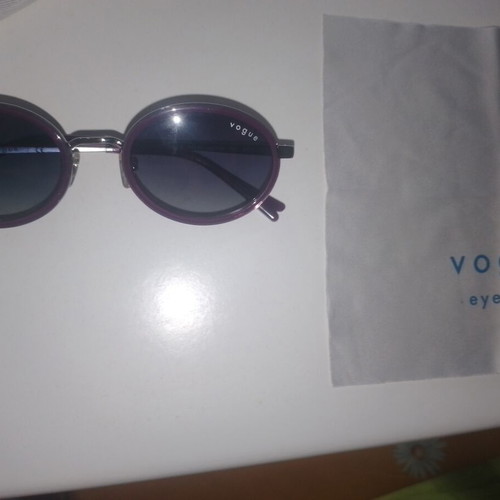 Vogue sunglasses like new, purple with cleaning cloth and case