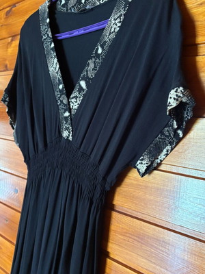Derpouli black winter collection dress like new, vintage