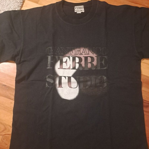 Gianfranco Ferre XL black T-shirt like new, cotton