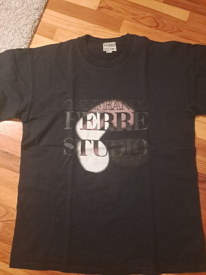 Gianfranco Ferre XL black T-shirt like new, cotton