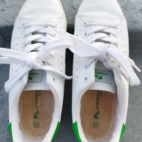 Lumberjack women's athletic shoes used, white with green detail, size 38