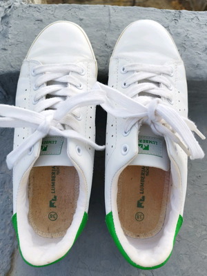 Lumberjack women's athletic shoes used, white with green detail, size 38