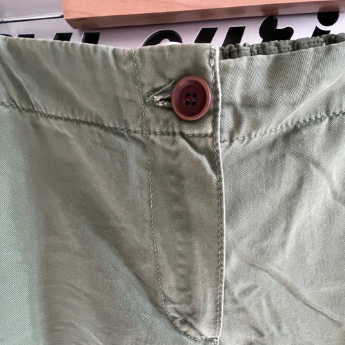 Zara pants used, khaki with elastic and side design, size 34