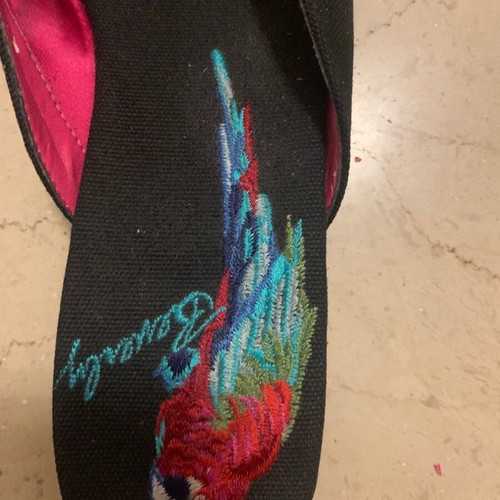Beverly Feldman flat mule new, embroidered fabric Molly size 38.5
