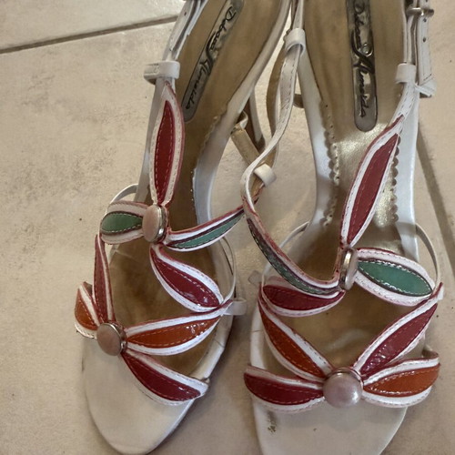 Debora Almeida white summer sandals size 39 used