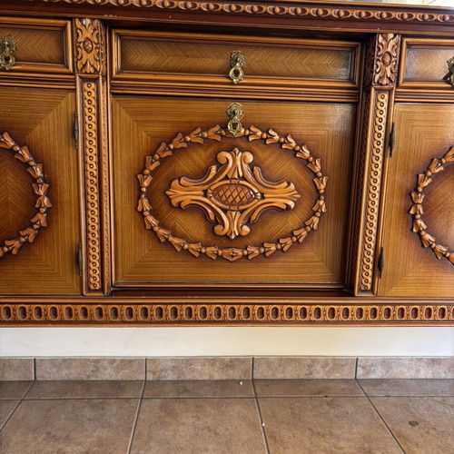 Wooden buffet with mirror