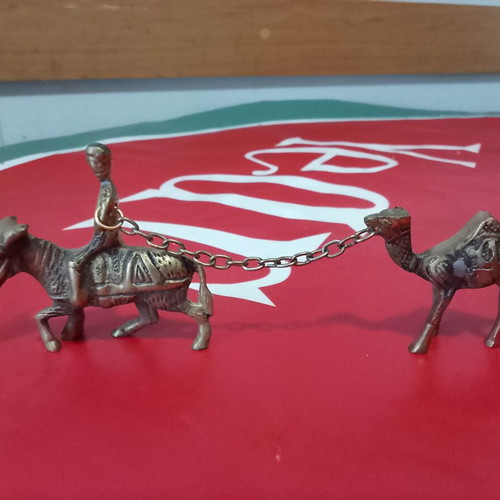 Antique brass paperweight caravan with camels and Bedouins like new