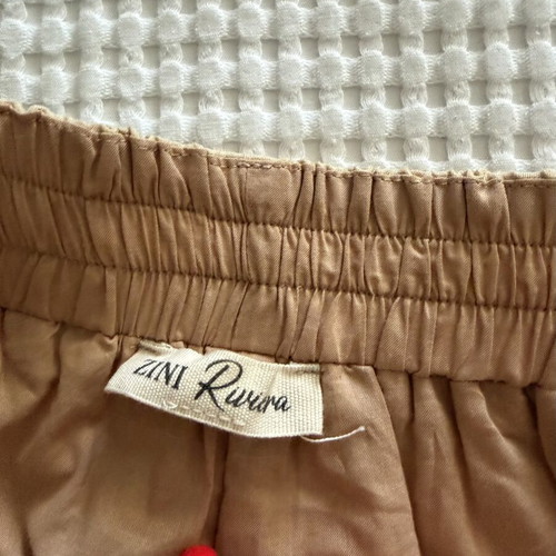Zini Boutique shorts like new, Riviera collection, beige multicolor, size S