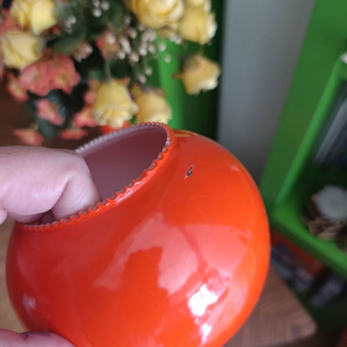 70s vintage vase with matching orange ashtrays used