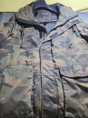 Μπουφάν ανδρικό Bershka σαν καινούργιο, πολύχρωμο, μέγεθος M