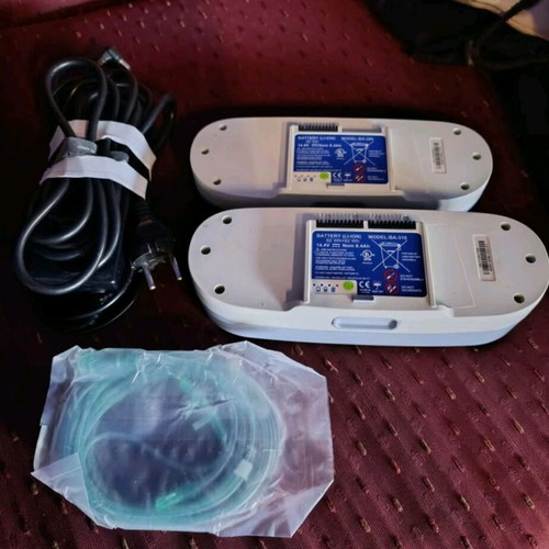 Inogen One G3 portable oxygen concentrator new with accessories