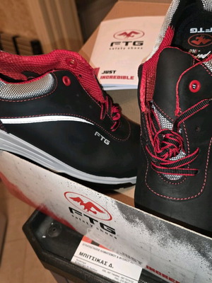Safety shoes new size 44 black