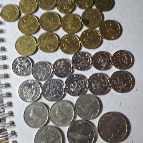 Lot of 32 Croatian coins