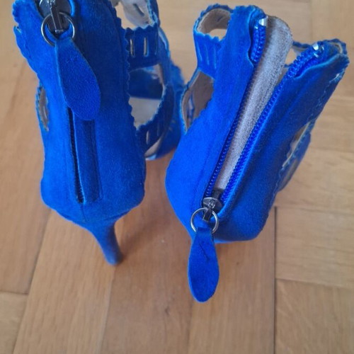 Zara sandals like new, blue suede with laser-cut design