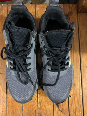 Adidas shoes like new, size 40