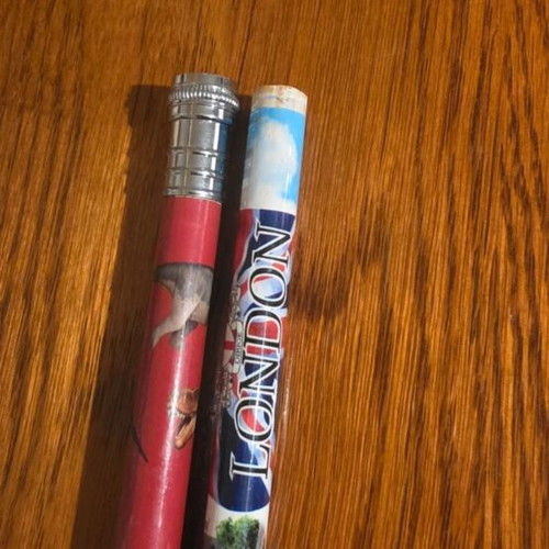 Set of 4 souvenir pencils and pens London New York