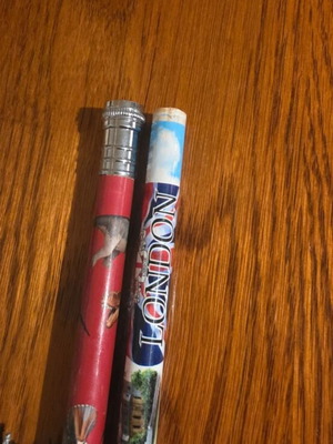 Set of 4 souvenir pencils and pens London New York