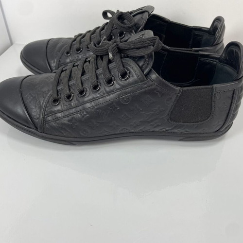 Louis Vuitton black leather sneakers size 38.5 used
