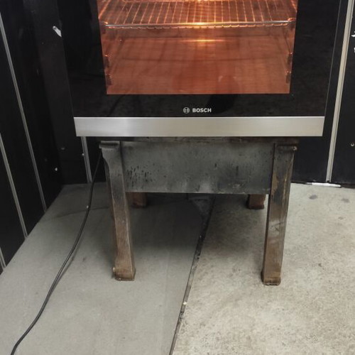 Bosch built-in electric oven with ceramic hob, 2 baking trays and grill