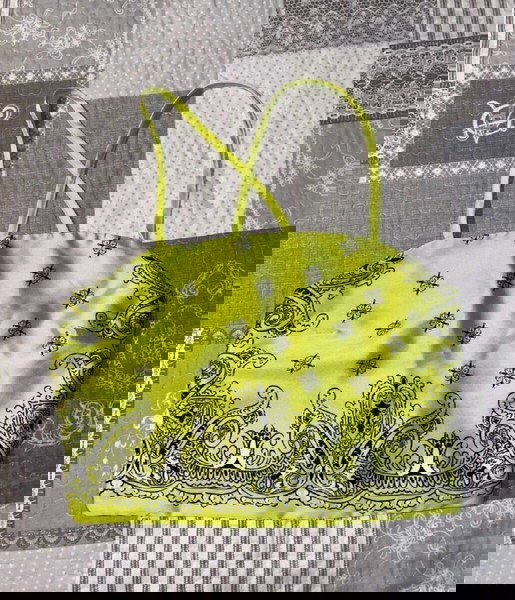 Bershka lime top xs αφόρετο καλοκαιρινό ΠΡΟΣΦΟΡΑ