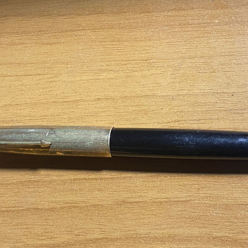 Parker Ink 51 USA Fountain Pen used, 14K fine nib, needs maintenance