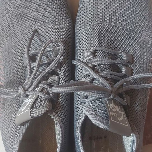 SNP Athletic Shoes new, size 40-41, gray