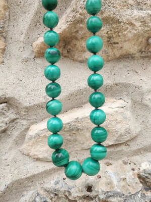 Vintage Malachite Necklace with Graduated Beads like new
