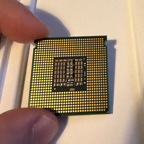 Intel Xeon E5405 2.0GHz processor used