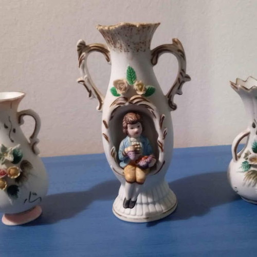 Porcelain decorative vases like new, set of 3