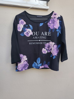 Terranova women's blouse XS used, black with purple floral print