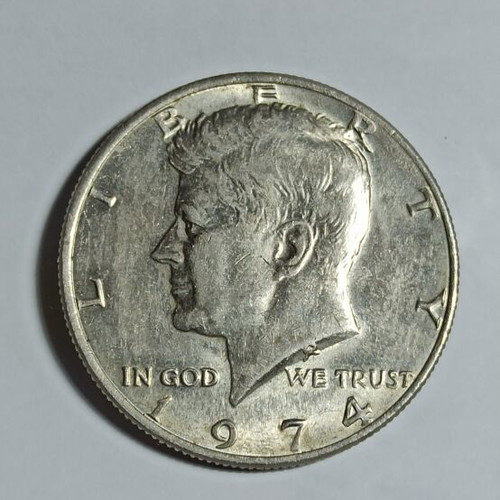 America Half Dollar 1974 used, copper nickel 11.34g 30.61mm