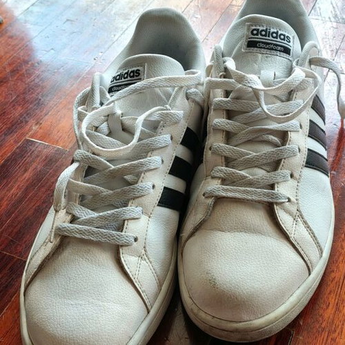 Adidas Cloud Foam white sneakers slightly used, size 45