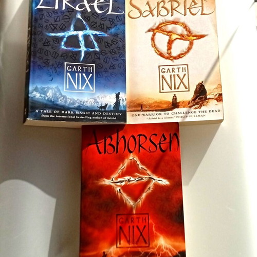 The Old Kingdom Books 1-3 Garth Nix like new, English