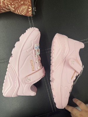Παιδικά αθλητικά παπούτσια Skechers, ροζ