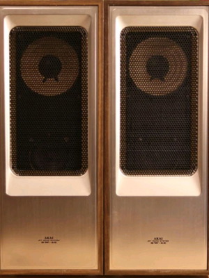 Akai SW-42 Speakers Jet Stream System wood like new, pair