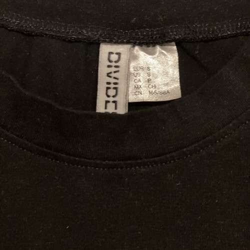 H&M Divided black crop top, short sleeve