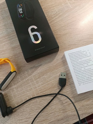 Mi Smart Band 6 μεταχειρισμένο με γρατζουνιά στην οθόνη