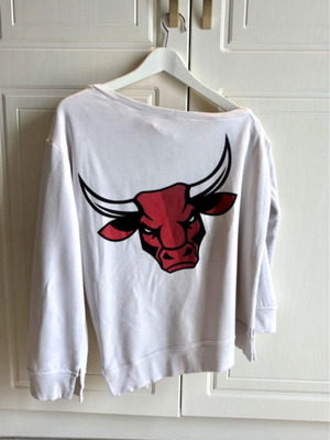 Libelloula φούτερ Chicago Bulls λευκό, σαν καινούργιο, βαμβακερό