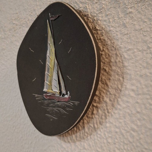 Vintage ceramic wall plate with sailboat like new, 60s