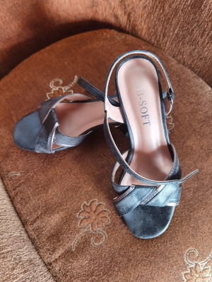 Women's sandals heel 5.5 cm like new, gray and silver