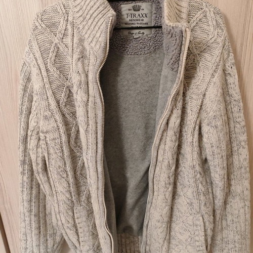 Men's wool cardigan T Traxx Large like new, gray