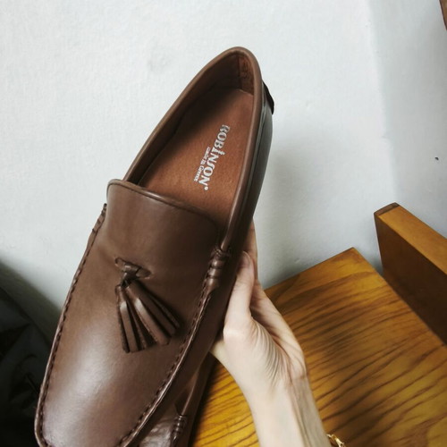Robinson Brown Leather Moccasins Size 41 New